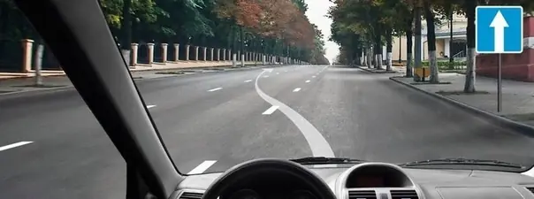 Иллюстрация к вопросу: Вы намерены остановиться слева у тротуара. В каком случае Вы обязаны включить указатели…